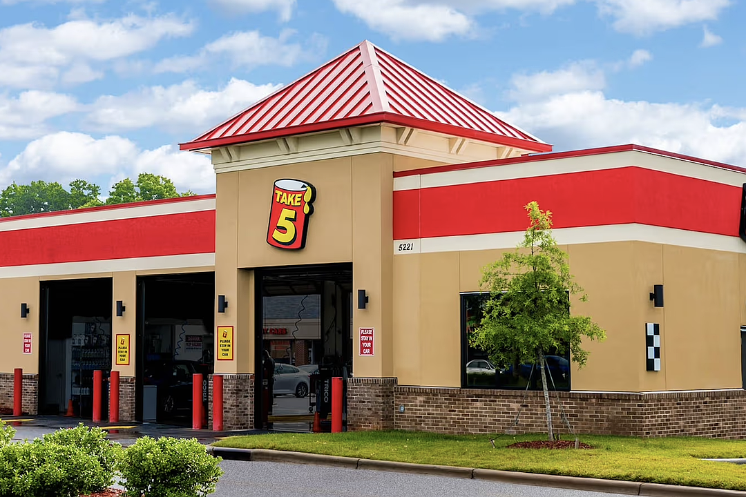 Take 5 Oil Change targets third Clay County site