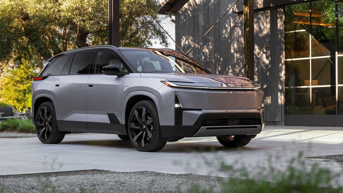 The all-new redesigned 2027 Toyota Highlander is coming to Toyota of Orlando