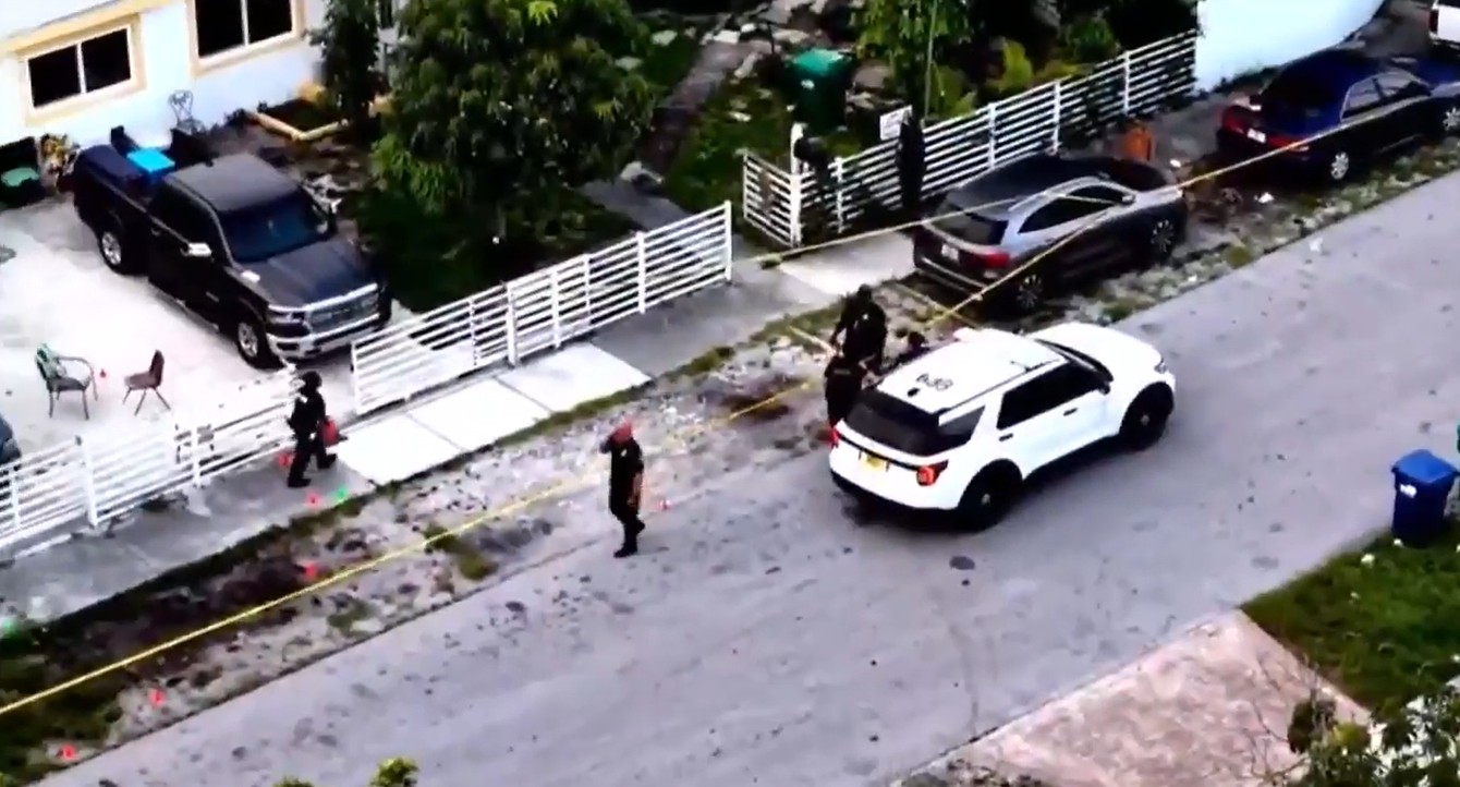 Subject dead after attempted robbery at Miami Gardens home ends in shooting, police say - WSVN 7News | Miami News, Weather, Sports