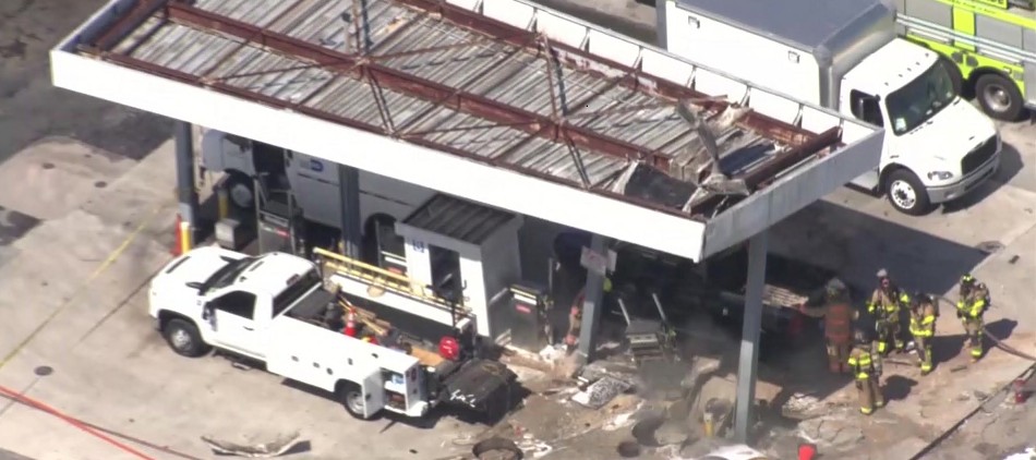 4 injured, 1 dead after explosion at gas pumps at county facility in SW Miami-Dade - WSVN 7News | Miami News, Weather, Sports