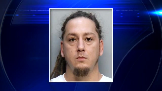 Man accused of shooting at sister’s boyfriend near Sand Bar in Miami Beach faces judge - WSVN 7News | Miami News, Weather, Sports