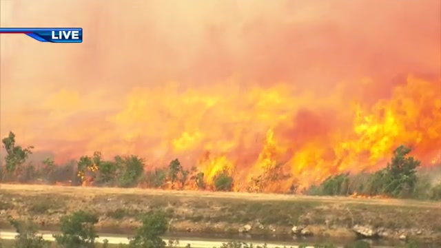 3rd brush fire forms amid efforts to contain West Miami-Dade blazes; Krome Avenue closed from SW 8th St. to US 27 - WSVN 7News | Miami News, Weather, Sports