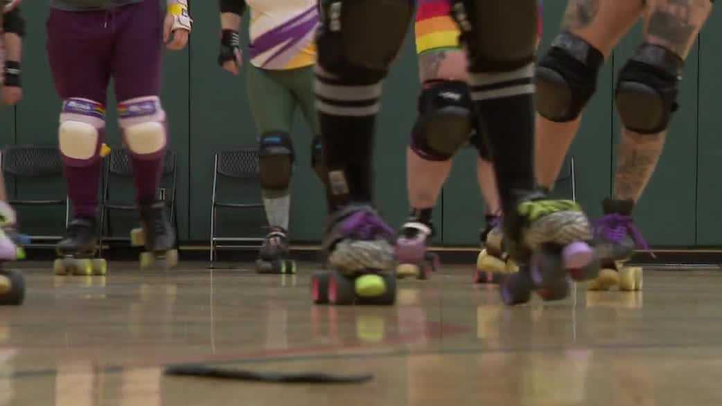 Playoff-bound: Orlando's Ozone Slayers roller derby team