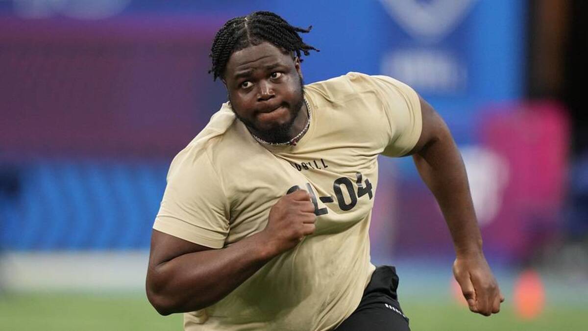 Dolphins sign former UFL tackle Gottlieb Ayedze