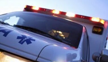 2 children found unresponsive in Kissimmee pool, hospitalized, deputies say