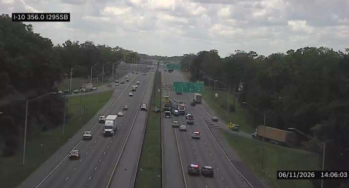 60-year-old man killed in rollover crash on I-10 at I-295; others injured including kids