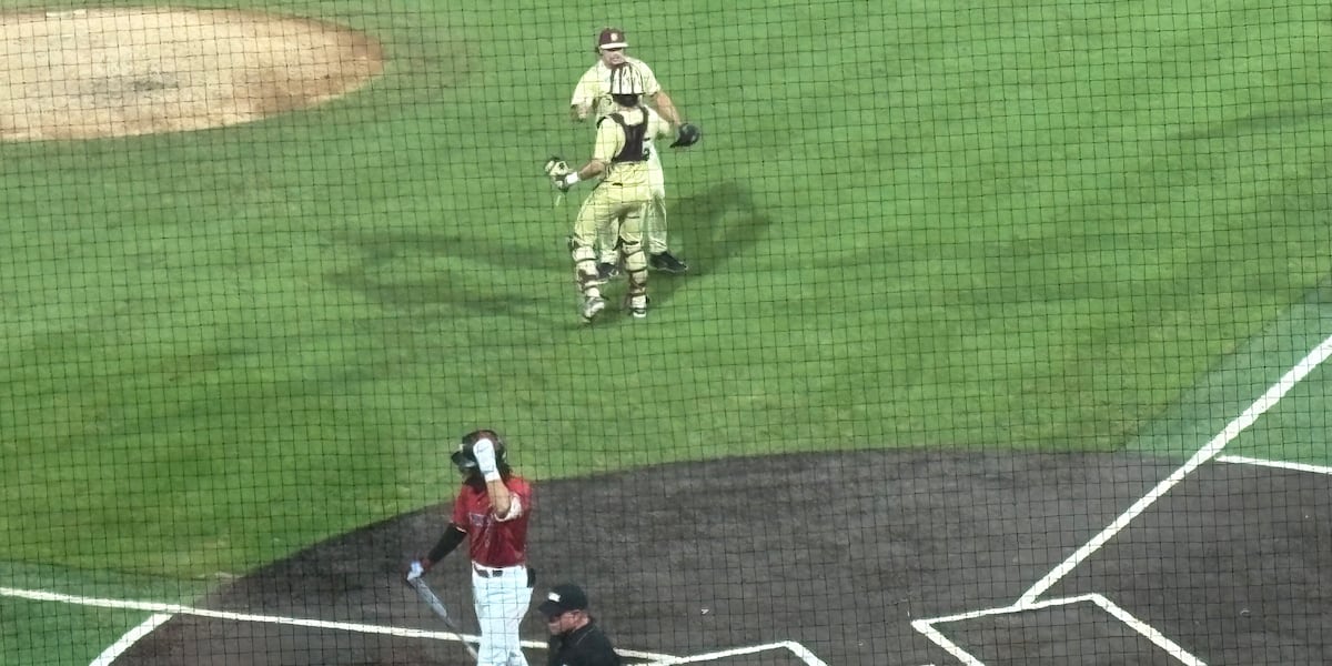 Florida State baseball tops Northern Illinois 7-4 in 10 innings to advance to regional championship