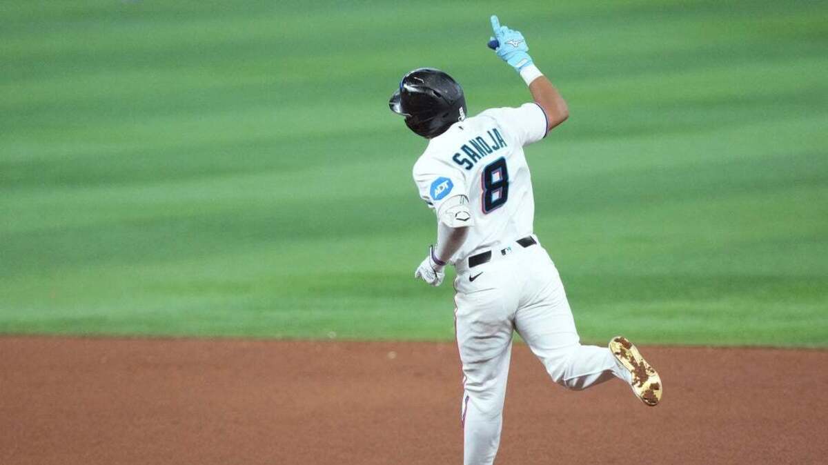 Marlins turn to bullpen in Saturday’s 4-3 win over Rays