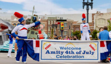 Central Florida theme parks roll out patriotic events, savings for Fourth of July weekend