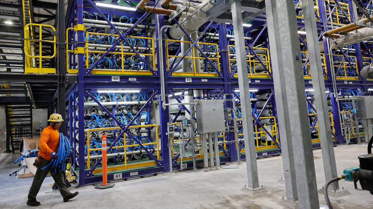 This Florida city has yellow tap water. That’s about to finally change