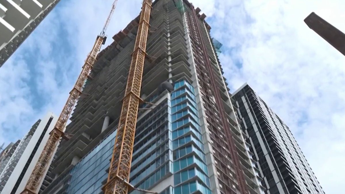 Worker, 25, killed after column falls at luxury Miami building under construction – NBC 6 South Florida