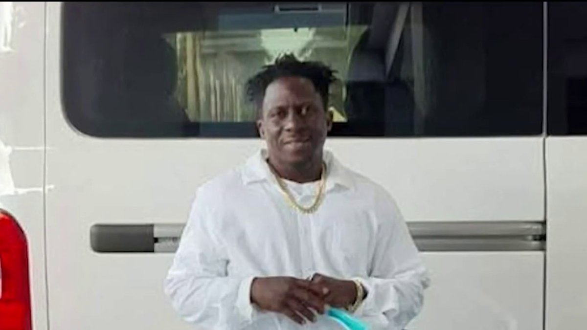Family pleads for answers in 2021 fatal shooting of man at Miami-Dade bus stop – NBC 6 South Florida
