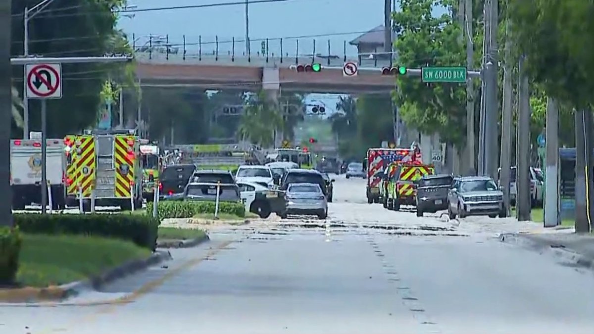 3 people injured in fire, possible explosion at county facility in SW Miami-Dade – NBC 6 South Florida
