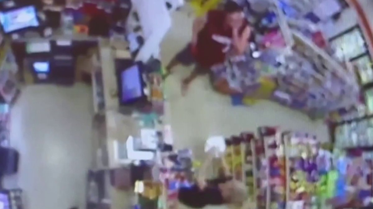 Surveillance video shows aftermath of carjackings that left 3 hurt in SW Miami-Dade – NBC 6 South Florida