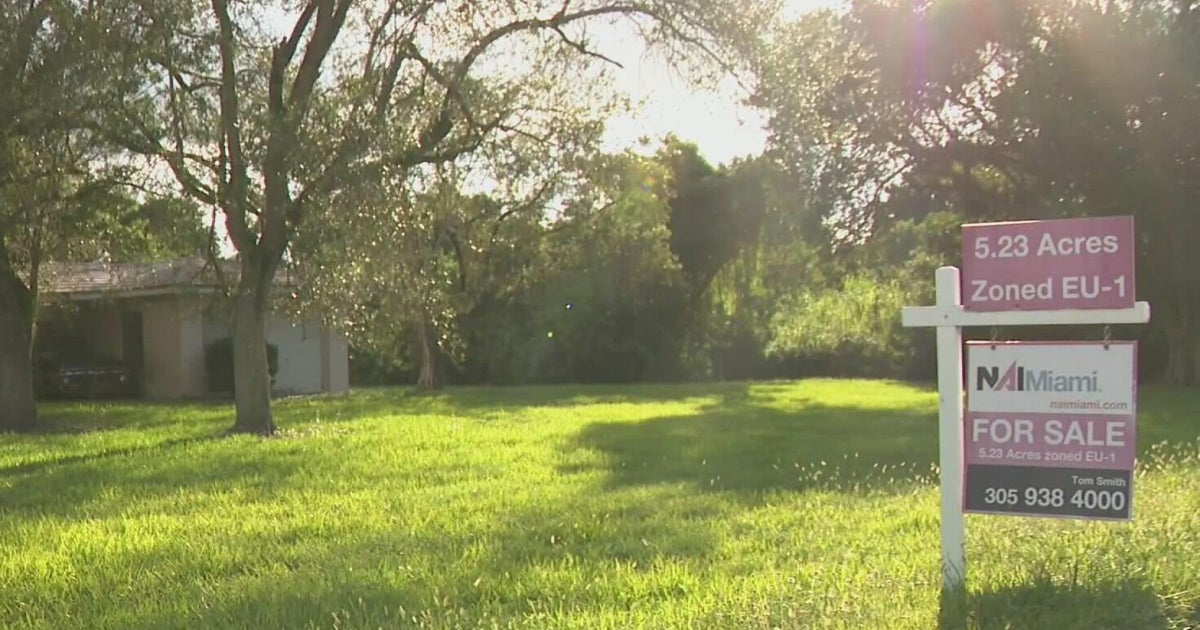 Florida lawmakers weigh DeSantis plan to eliminate property taxes
