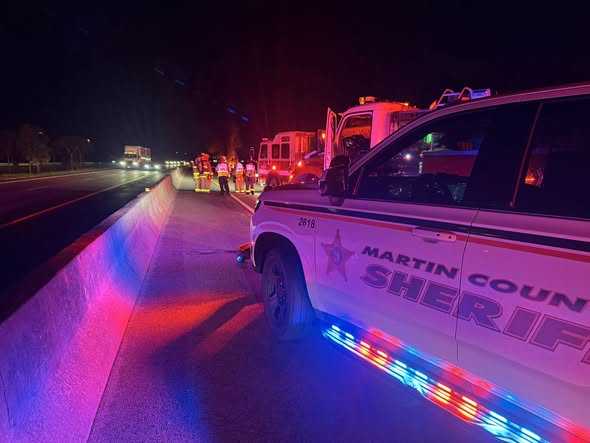 Southbound lanes reopen on Florida's Turnpike after semi-truck fire Southbound lanes reopen on Florida's Turnpike after semi-truck fire