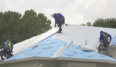 Florida roofers take precautions to stay safe in extreme heat