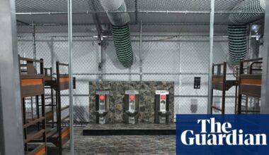DeSantis boasts of deporting 21,000 as notorious Alligator Alcatraz jail closes | Florida
