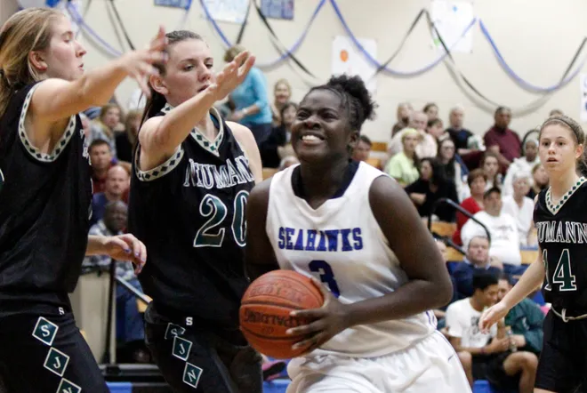 Community School's Stephanie Paul was the Naples Daily News Girls Basketball Player of the Year after the 2014-15 and 2015-16 seasons and plays for the University of Georgia.