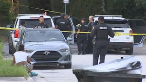 Police respond to shooting in Orlando neighborhood