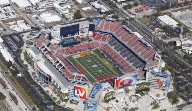 Ye Concert Fills Raymond James Stadium Despite Public Backlash | NewsRadio WFLA