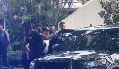 Witnesses speak out after police pursuit ends with man jumping into lake before being apprehended in Miami Lakes - WSVN 7News | Miami News, Weather, Sports