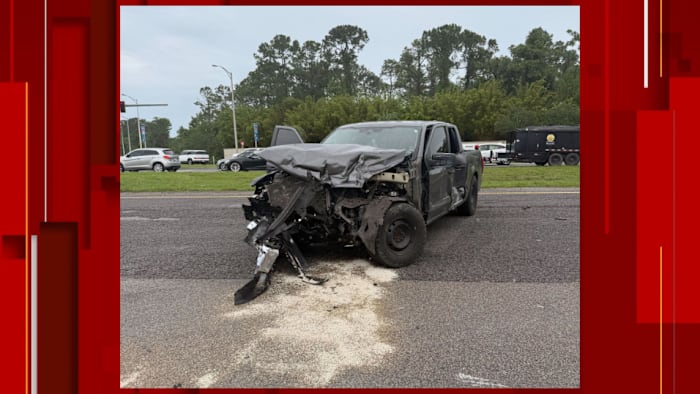 Driver flees hit-and-run, leads troopers on 110 mph chase before crash in Volusia County, officials say