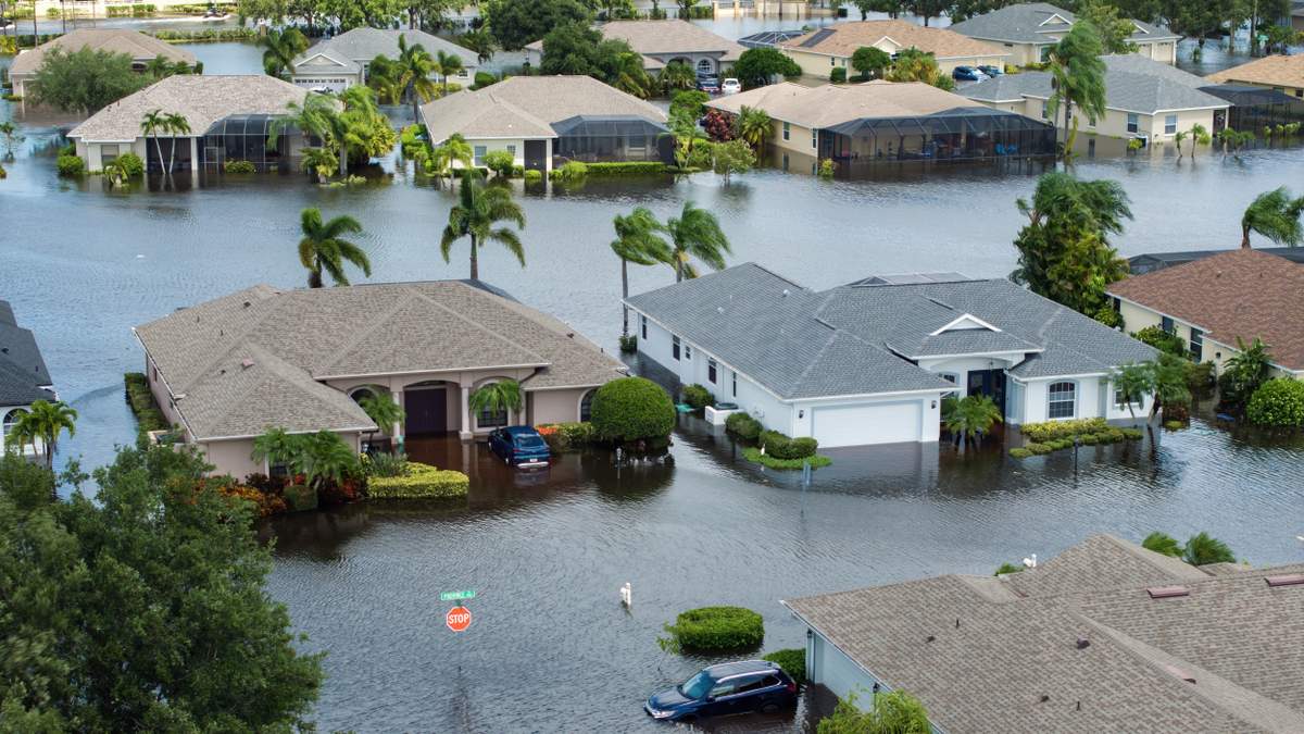 Florida CFO Urges Hurricane Preparation During Miami Dade Visit | NewsRadio WFLA