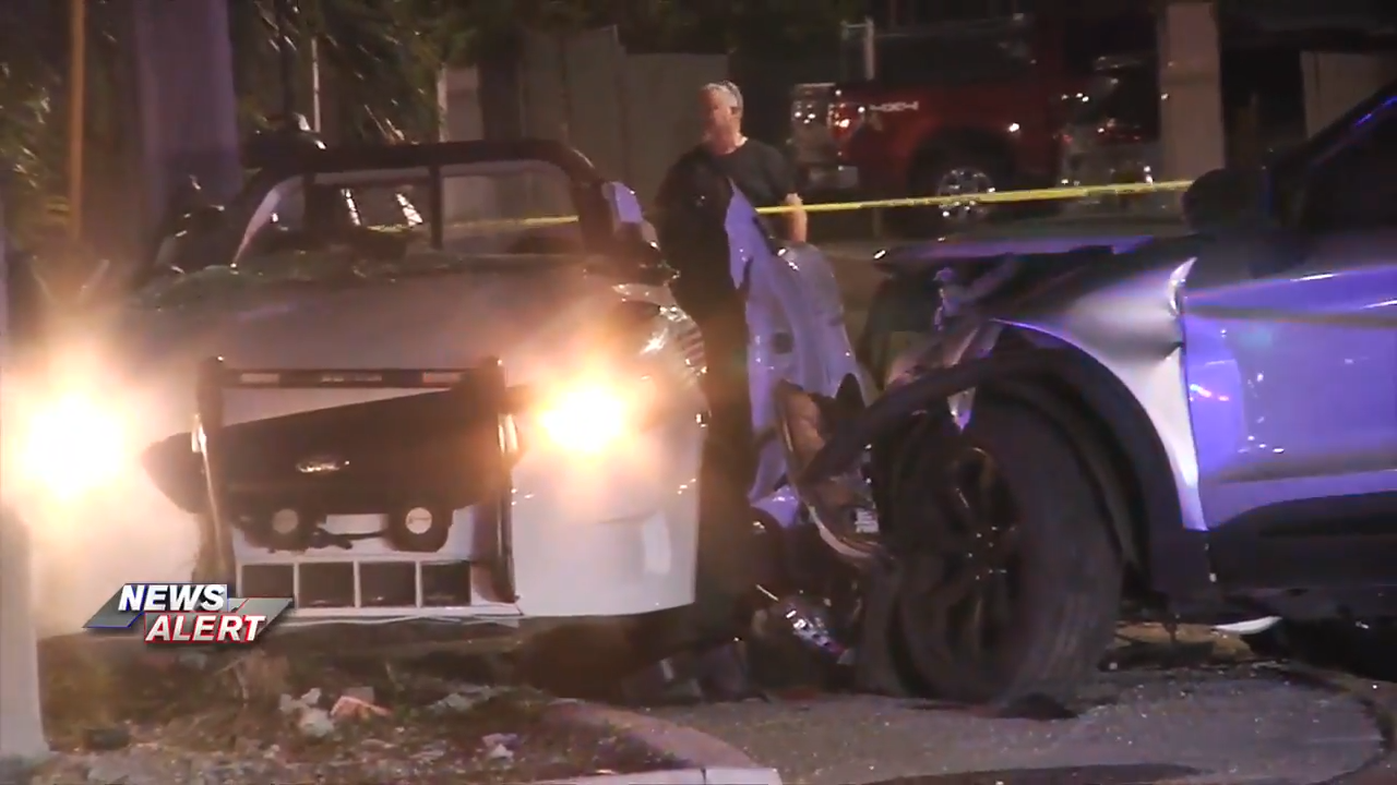 Miami Police officer hospitalized in stable condition after crash involving another vehicle - WSVN 7News | Miami News, Weather, Sports
