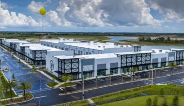Babcock Ranch debuts Curry Commerce Center with new leases | Development