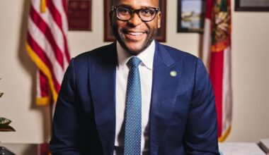 ‘He gets things done’: 3 Broward Mayors endorse Shevrin Jones for CD 24 | Local News & Updates | The Miami Times
