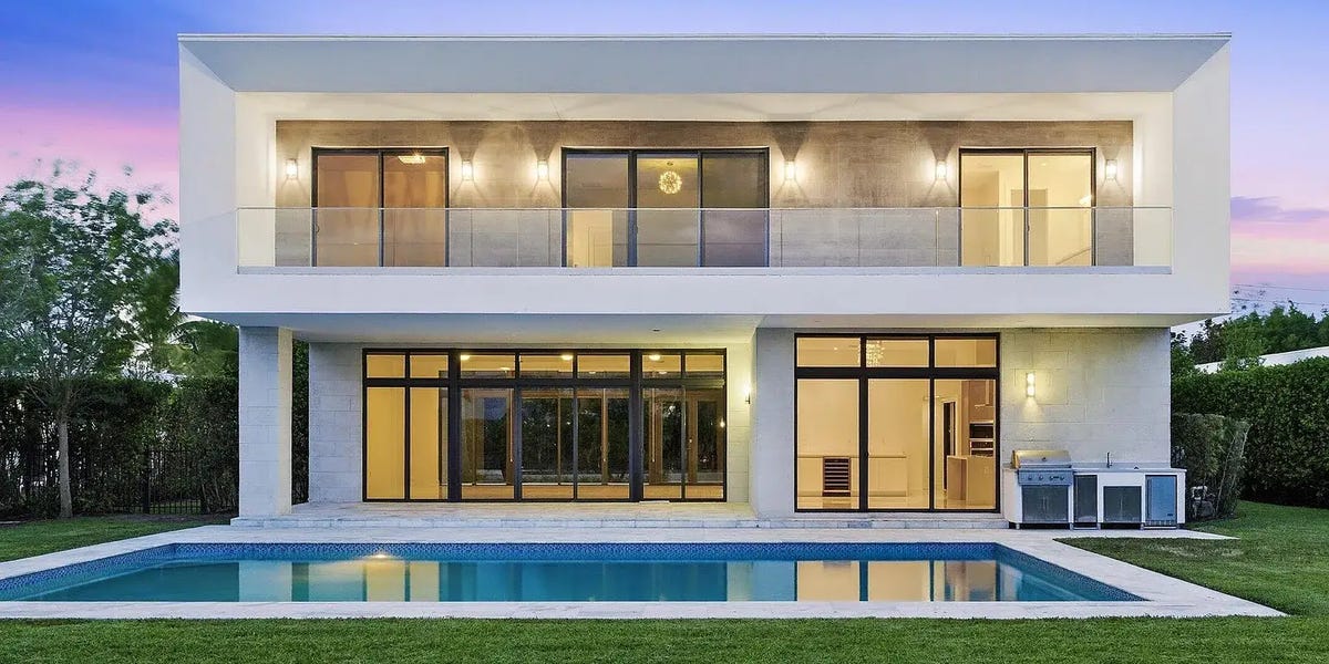 Miami Luxury Home Seller Considers AI Shares As Payment