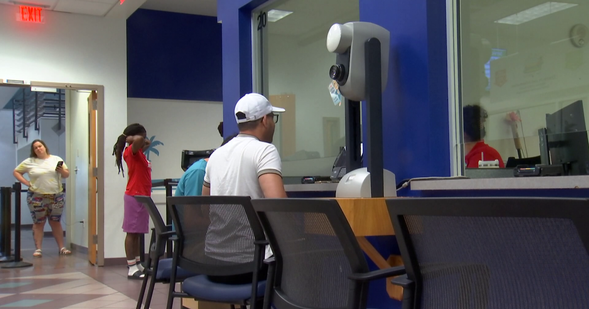 Lee County DMV hit by outages tied to Florida's new Orion software | Lee County