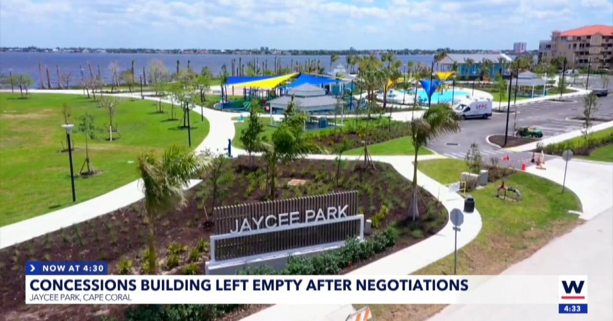 Cape Coral's New Jaycee Park concession stand sits empty after another deal falls through |