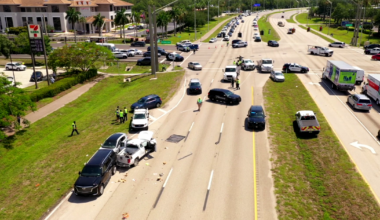 FMPD responds to patrol car crash on Winkler Road and Colonial Blvd. | Lee County