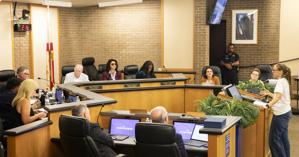 Local vendor programs under review following state DEI ban | Lee County