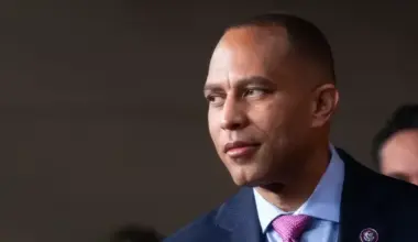 House Majority PAC drops more money into South Florida battlegrounds | National & World News
