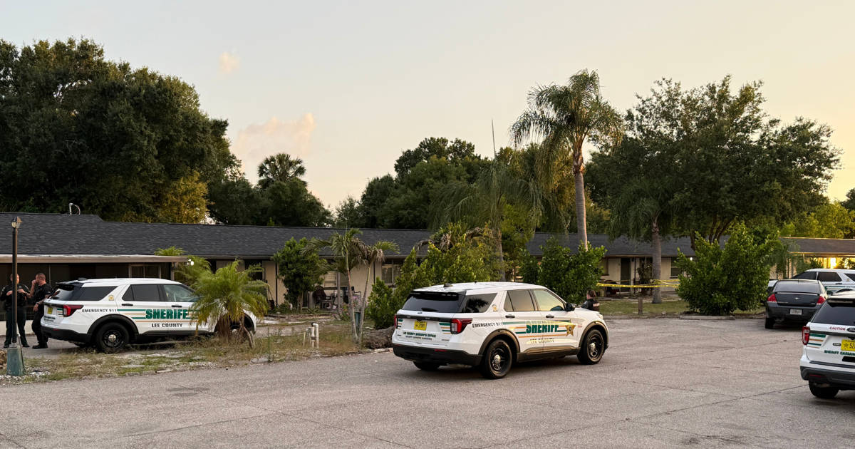 Heavy police presence reported on N Tamiami Trail in Lee County | Lee County
