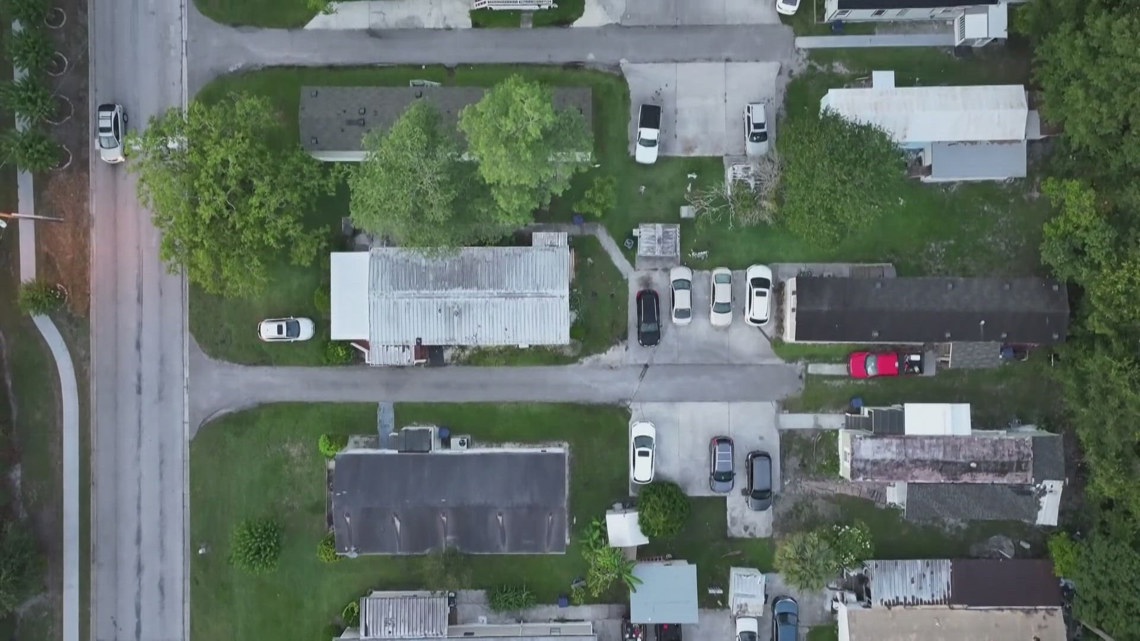 JSO: Bullet fired from outside strikes man inside Jacksonville home