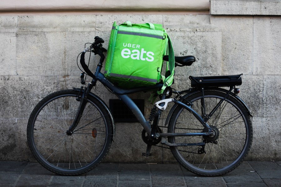 Tampa man steals Uber Eats delivery driver’s electric bicycle: deputies