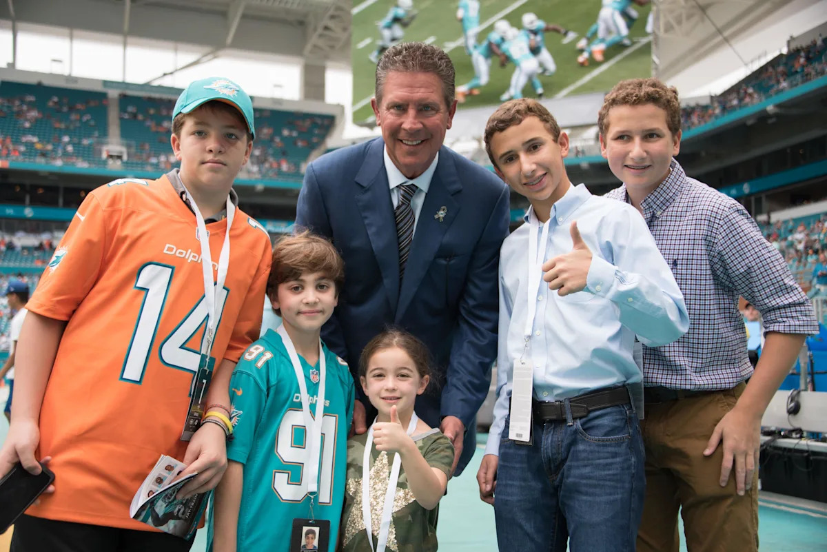 Miami Dolphins Discussion: Your Best Meet And Greet Story Edition