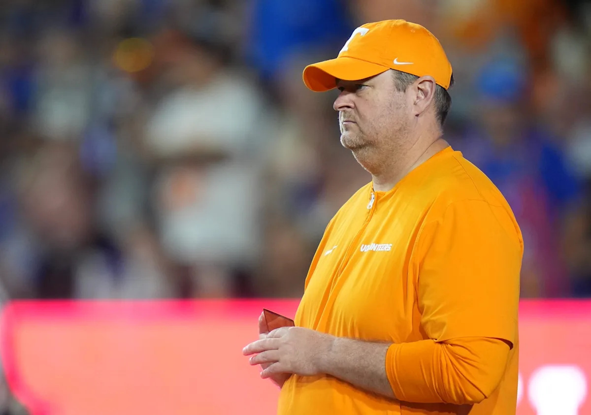 Florida State commit's outfit during official visit to Tennessee is causing some major panic in Tallahassee
