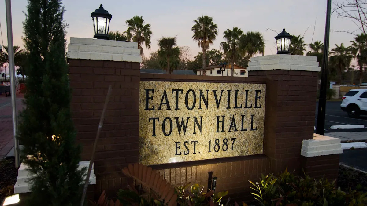 As data center questions mount, Florida town pushes for answers on water, power, and noise