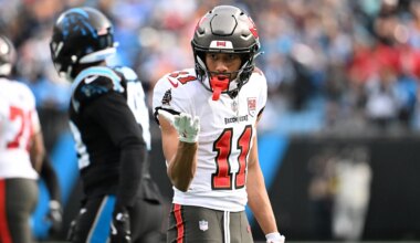 Former UW football star to assume larger role for Tampa Bay Buccaneers