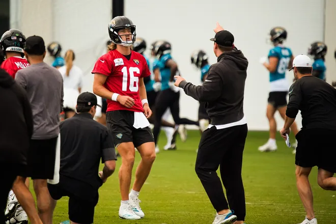 Jacksonville Jaguars quarterback Trevor Lawrence (16) works on his foot work during the second day of minicamp at the Miller Electric Center, Wednesday, June 10, 2026, in Jacksonville. [Doug Engle/Florida Times-Union]