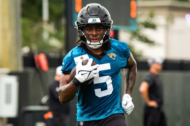 Jacksonville Jaguars wide receiver LeQuint Allen Jr. (5) runs upfield during the second day of minicamp at the Miller Electric Center, Wednesday, June 10, 2026, in Jacksonville. [Doug Engle/Florida Times-Union]