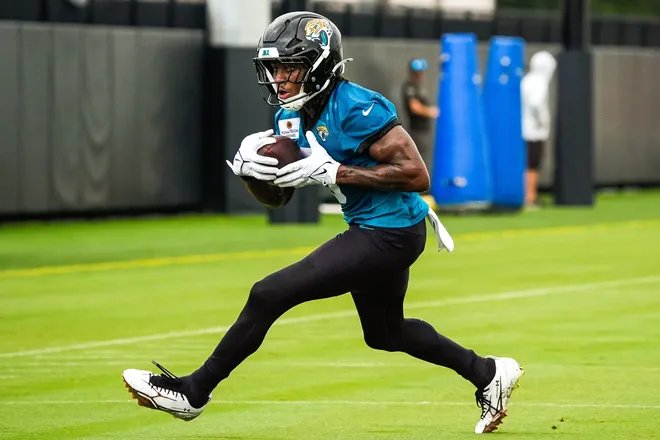Jacksonville Jaguars wide receiver LeQuint Allen Jr. (5) runs upfield during the second day of minicamp at the Miller Electric Center, Wednesday, June 10, 2026, in Jacksonville. [Doug Engle/Florida Times-Union]