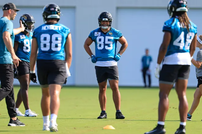 Jacksonville Jaguars tight end Brenton Strange (85) looks on during the third day of minicamp at the Miller Electric Center, Thursday, June 11, 2026, in Jacksonville, Fla.