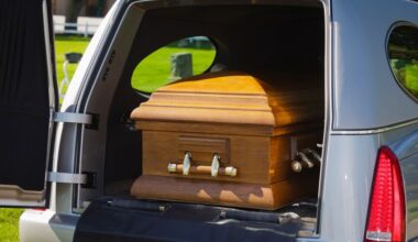 Motorcyclist dies after crashing into hearse at Florida funeral home: report