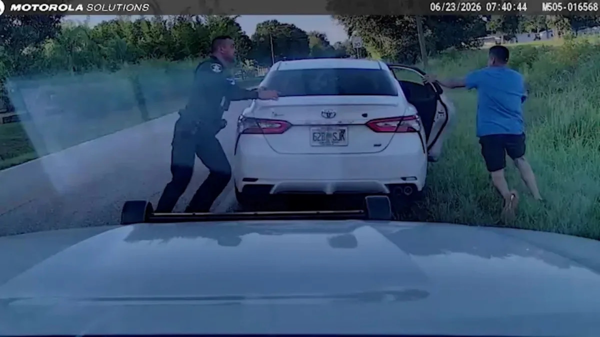 Florida Man Runs Circles Around a Deputy - Literally